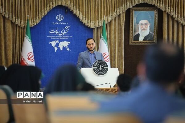 نشست خبری سخنگوی دولت