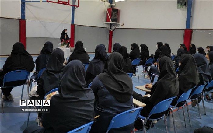 برگزاری کارگاه کاهش استرس در دبیرستان شاهد غرویان نیشابور