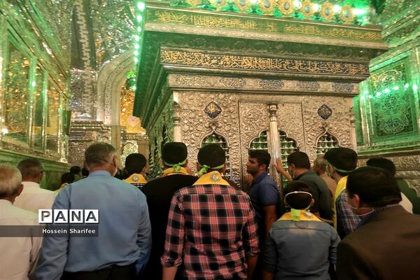 حضور دانش‌آموزان پیشتاز در نماز جمعه شیراز