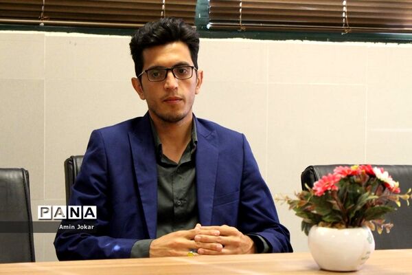 جلسه ویدئو کنفرانس مسئولان سازمان دانش‌آموزی استان فارس