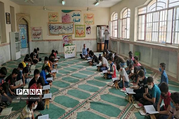 برگزاری محفل انس با قرآن درمدارس اندیمشک