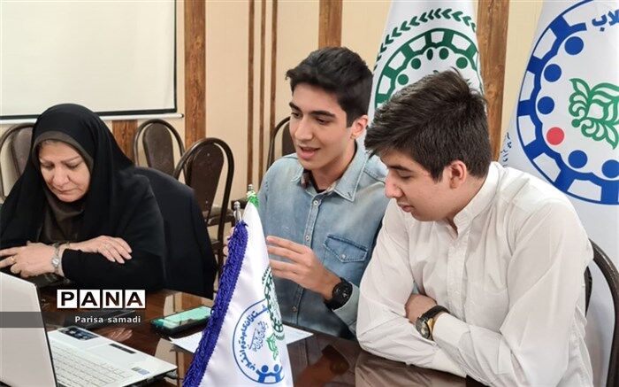 درخشش دانش آموزان پسر منطقه۱۳ در مناظره دانش آموزی شهر تهران