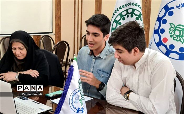درخشش دانش آموزان پسر منطقه۱۳ در مناظره دانش آموزی شهر تهران