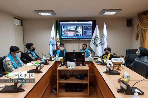 اولین مناظره دانش‌آموزان مدارس استثنایی با دانش‌آموزان منطقه ۱۳