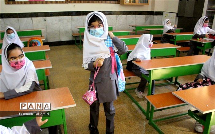 1432 میلیارد ریال برای تجهیز مدارس به وسایل سرمایشی استاندارد هزینه شده است
