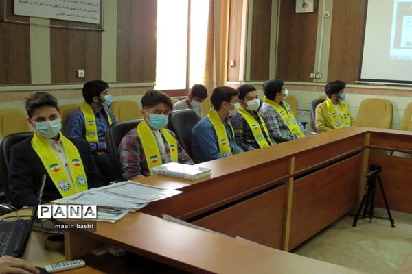 نشست هیات رئیسه دومین دوره مجلس دانش‌آموزی