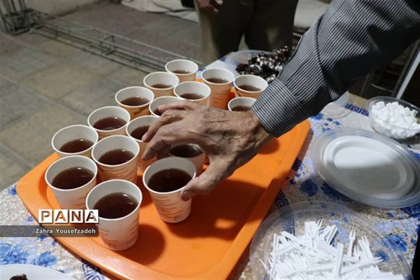 برپایی موکب‌های افطاری توسط مدارس در شیراز
