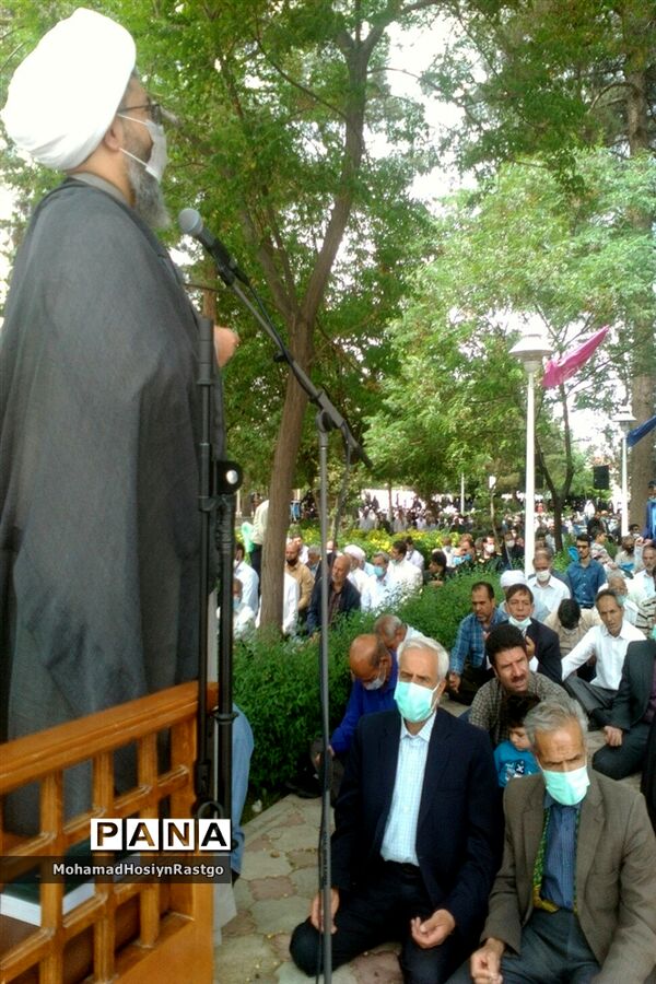 برپایی نماز باران در کاشمر