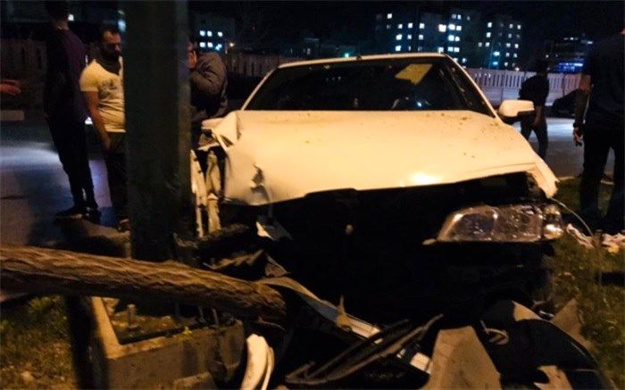 تصادف ۳ خودرو به دلیل حرکات نمایشی در شهرکرد