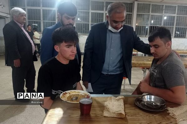 حضور سر زده مدیرکل آموزش و پرورش استان فارس از هنرستان شبانه‌روزی شهید مطهری آب باریک شیراز