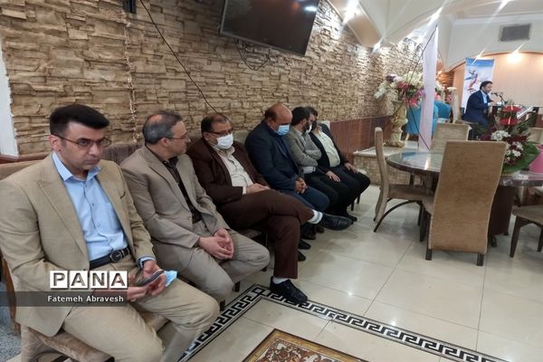 اولین جلسه هم‌اندیشی مدیران مدارس آموزش و پرورش منطقه ۱۴