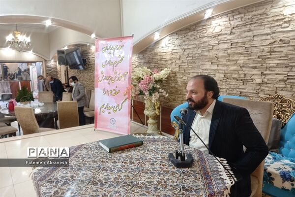 اولین جلسه هم‌اندیشی مدیران مدارس آموزش و پرورش منطقه ۱۴