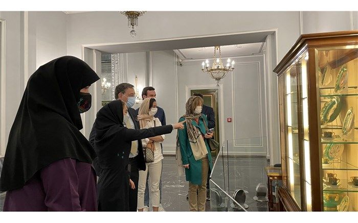 بازدید سفیر اسپانیا در تهران از مجموعه نیاوران