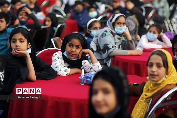 ضیافت افطاری با کودکان شهر