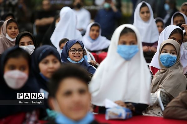 ضیافت افطاری با کودکان شهر