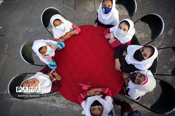 ضیافت افطاری با کودکان شهر