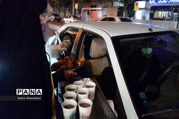 برپایی موکب‌های افطاری توسط مدارس آموزش و پرورش ناحیه ۲ شیراز