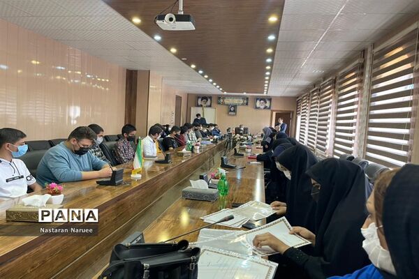 افتتاحیه دومین دوره مجلس دانش‌آموزی ناحیه یک زاهدان