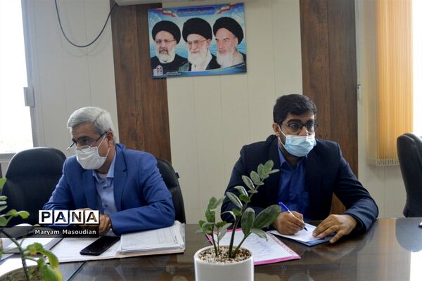 جلسه میز خدمت منطقه آموزش و پرورش دلوار با معاونت پرورشی و فرهنگی