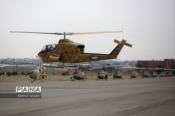 تمرین رژه بالگردی هوانیروز ارتش