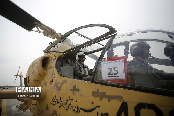 تمرین رژه بالگردی هوانیروز ارتش