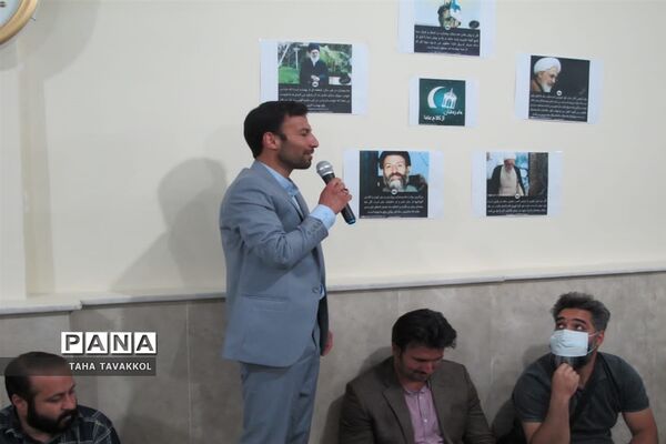 ضیافت افطاری و نشست صمیمی جمعی از اصحاب رسانه با امام جمعه شهرستان پردیس