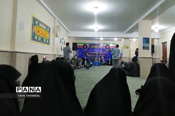 ضیافت افطاری و نشست صمیمی جمعی از اصحاب رسانه با امام جمعه شهرستان پردیس