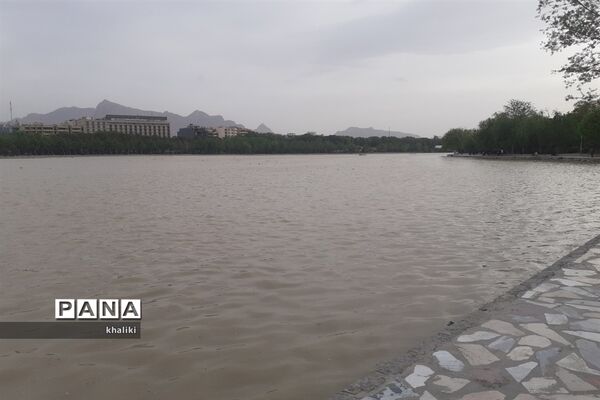 جاری‌شدن آب در زاینده رود