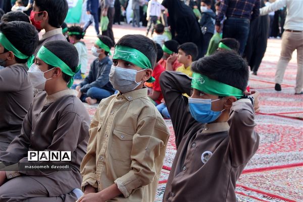 اجتماع بزرگ روزه اولی‌ها و روزه کله‌‍ گنجشکی‌های استان فارس