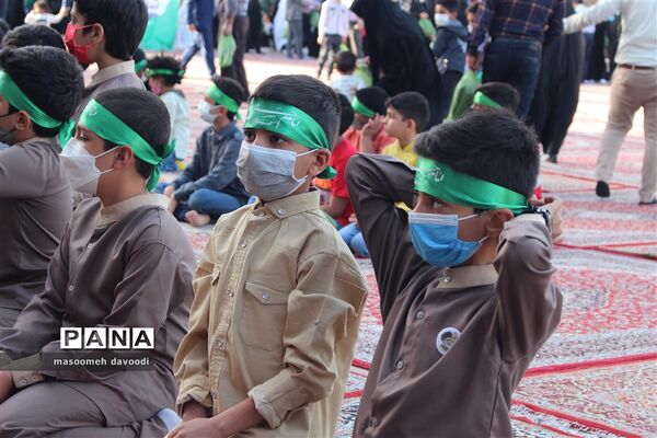 اجتماع بزرگ روزه اولی‌ها و روزه کله‌‍ گنجشکی‌های استان فارس
