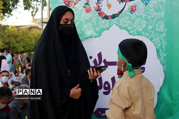 اجتماع بزرگ روزه اولی‌ها و روزه کله‌‍ گنجشکی‌های استان فارس