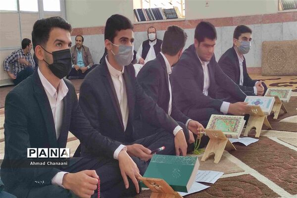 برپایی محفل انس با قرآن کریم در شهرستان کارون
