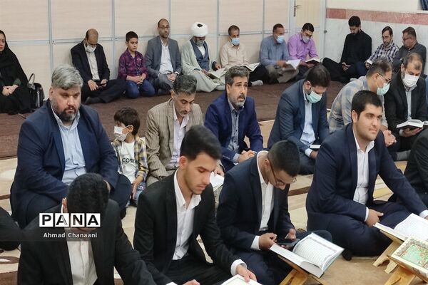 برپایی محفل انس با قرآن کریم در شهرستان کارون