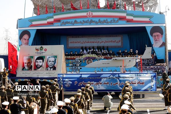 رژه روز ارتش جمهوری اسلامی ایران