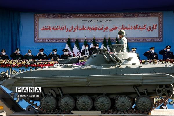 رژه روز ارتش جمهوری اسلامی ایران