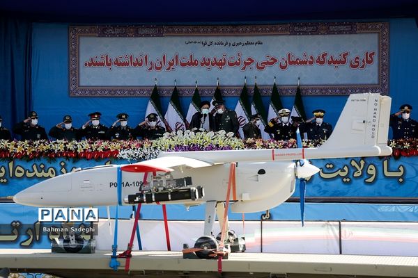 رژه روز ارتش جمهوری اسلامی ایران