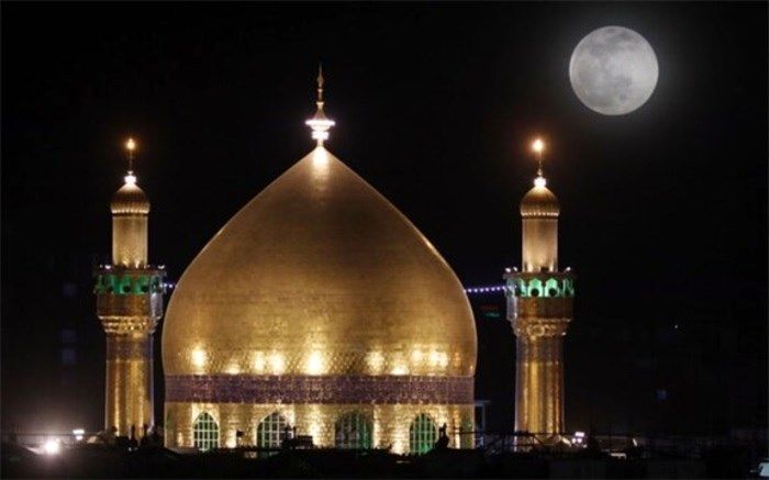 درخشش ماه کامل بر فراز حرم حضرت علی(ع)