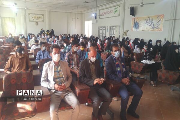 تجلیل از برگزیدگان المپیاد بازی‌های فکری سرگرمی «رویش» در داراب