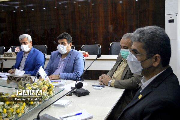 جلسه میز خدمت آموزش و پرورش شهرستان بوشهر