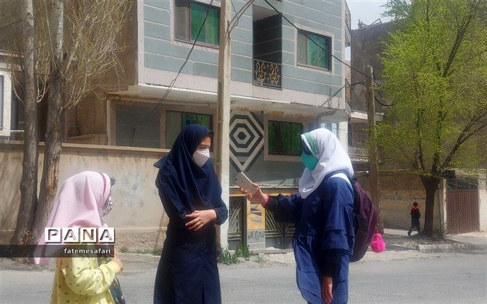 آموزش حضوری و توان‌افزایی علمی به صورت ملموس