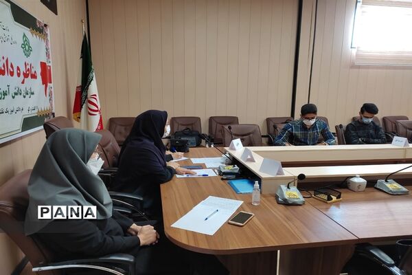 برگزاری مسابقات مناظره دانش‌آموزی در البرز