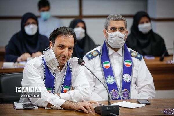 جلسه قائم مقام سازمان دانش‌آموزی با کارکنان