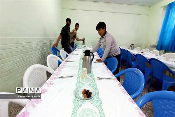 جشن تکلیف دانش‌آموزان دبیرستان پسرانه شاهد امام صادق (ع)کاشمر