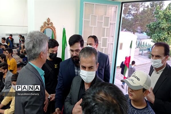 جشن تکلیف دانش‌آموزان دبیرستان پسرانه شاهد امام صادق (ع)کاشمر