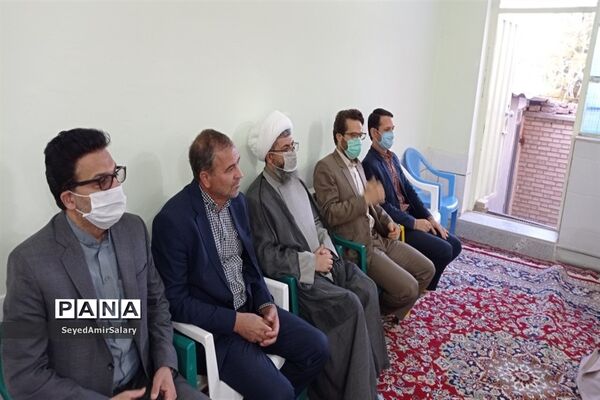 جشن تکلیف دانش‌آموزان دبیرستان پسرانه شاهد امام صادق (ع)کاشمر
