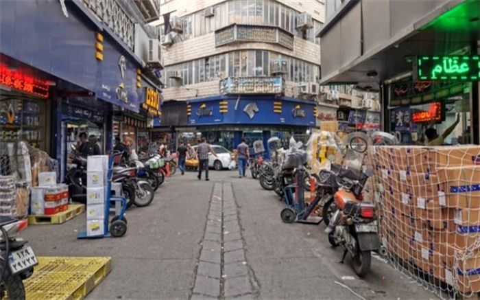 از طرح ویژه مبارزه با قاچاق تا جمع‌آوری کمک‌فنرها و باتری‌های تقلبی خودرو