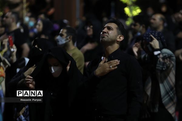 مراسم احیا شب نوزدهم ماه مبارک رمضان در امامزاده صالح (ع)