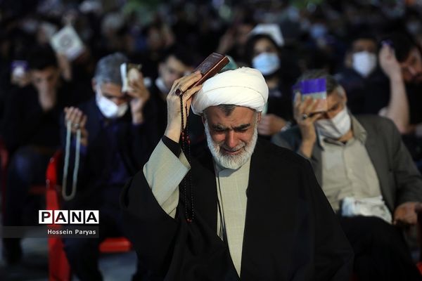 مراسم احیا شب نوزدهم ماه مبارک رمضان در امامزاده صالح (ع)