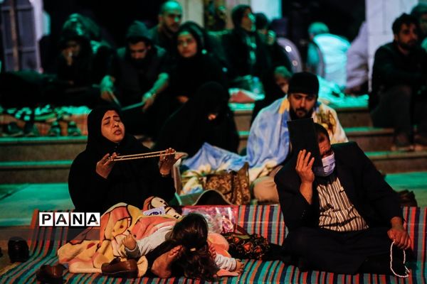 مراسم احیای شب نوزدهم در تپه نورالشهدا