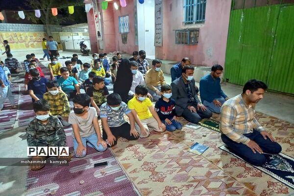 محفل انس با قرآن در شب قدر با حضور دانش‌آموزان بوشهری